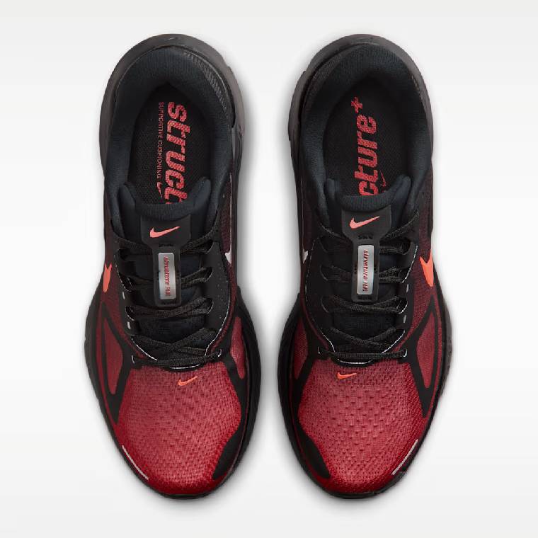 Мъжки маратонки Nike Structure Plus в черно с червени акценти, изглед към чифта отгоре
